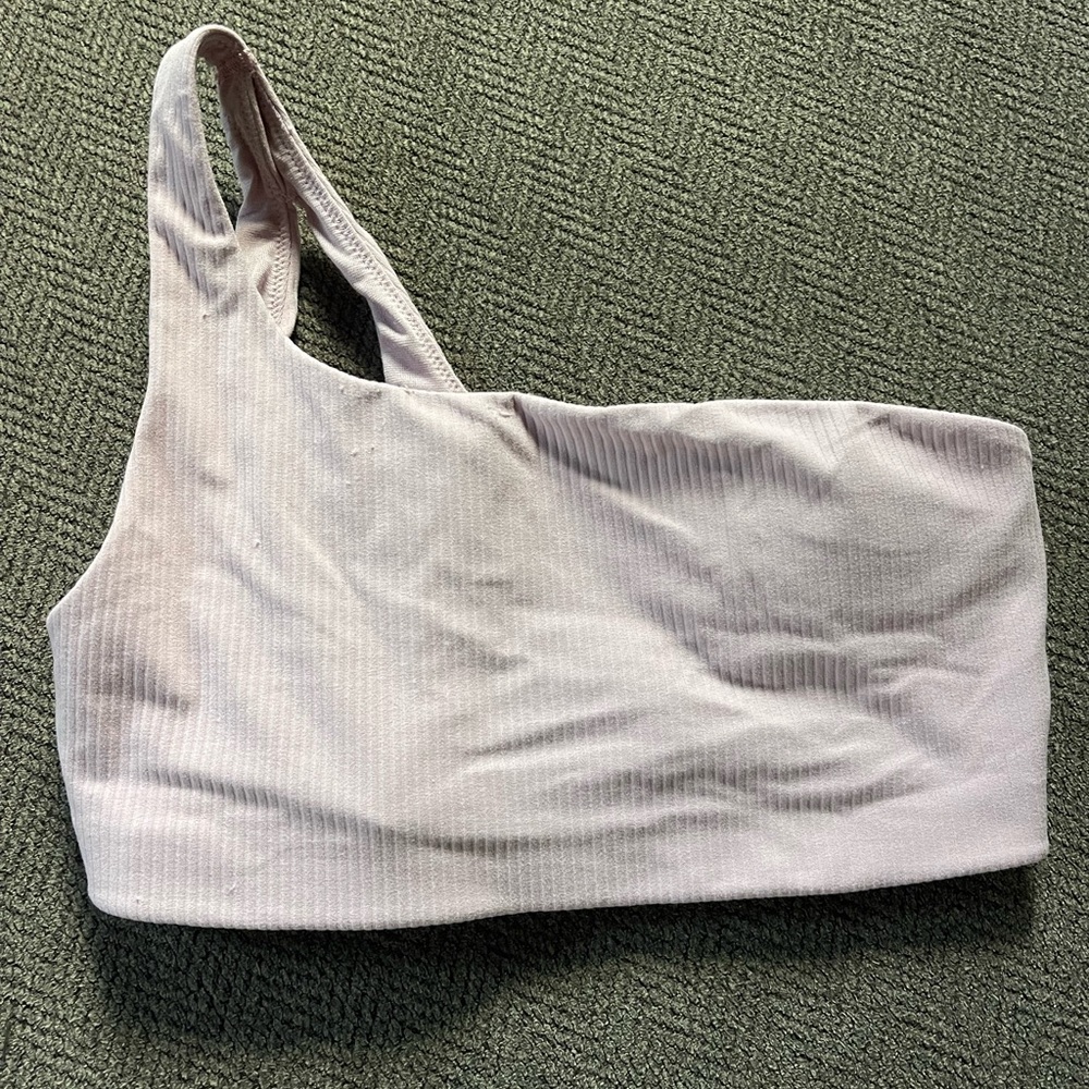 Lululemon sports bra size 6